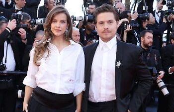 Barbara Palvin und Dylan Sprouse sind Eltern einer Tochter geworden