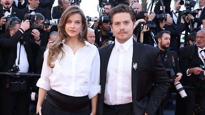 Barbara Palvin und Dylan Sprouse sind Eltern einer Tochter geworden Barbara Palvin und Dylan Sprouse sind Eltern einer Tochter geworden