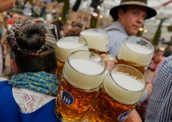 Oktoberfest München: Bedienungen fordern mehr Respekt