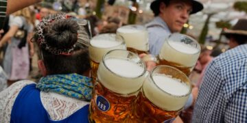Oktoberfest München: Bedienungen fordern mehr Respekt